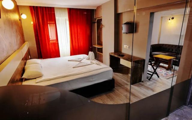 Taşkın Hotel