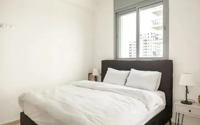 Fresh 3BR APT 32 Floor See View Tower