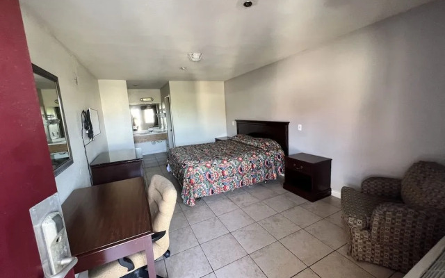 Casa Blanca Express & Suites Cypress Buena Park - Anaheim Area