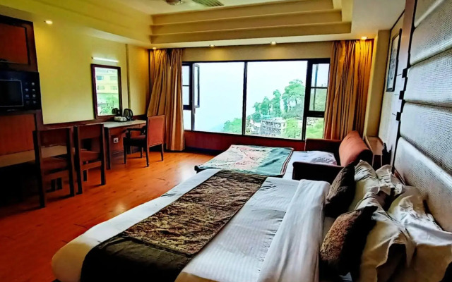 Hotel Vishnu Palace