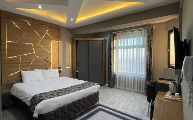 Newton Otel