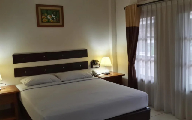 Arondari Hotel