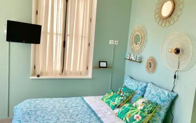 Vieux Port Studio Chic