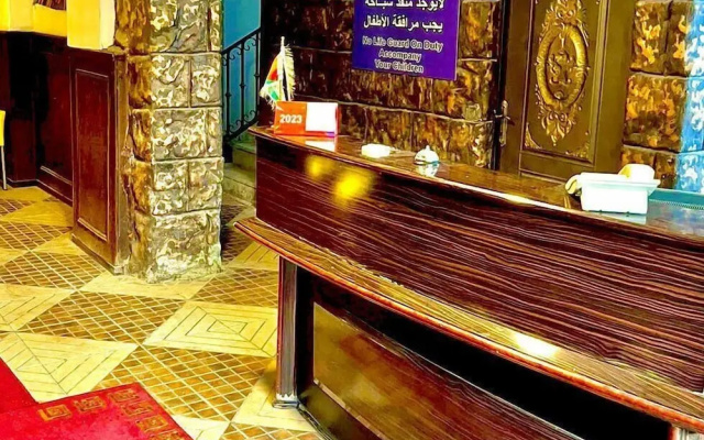 Lafamilia Albadwan