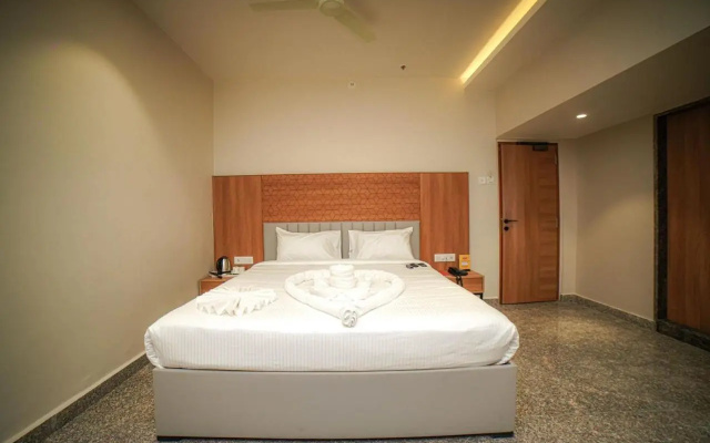 Hotel SVM Grand Bachupally