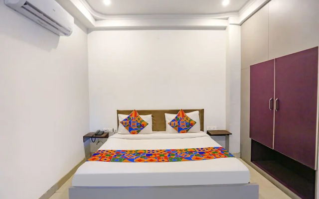 FabHotel Novel Suites