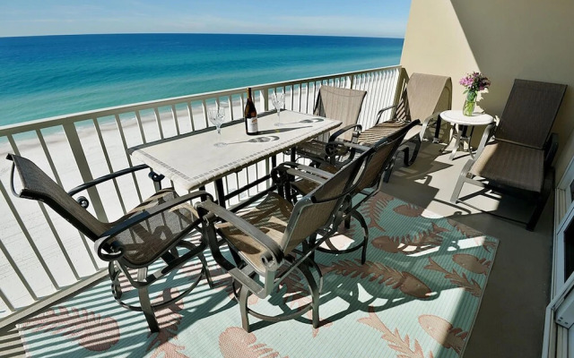Grandview East 702