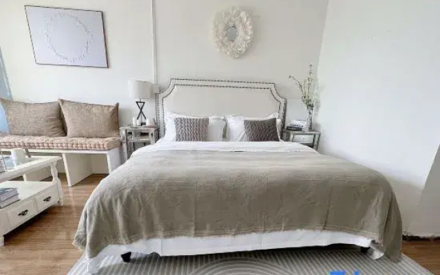 Dengfenglai Homestay (Chunxi Road Taiguli Branch Chengdu)