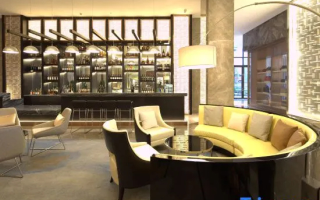 Ruixiang Hotel