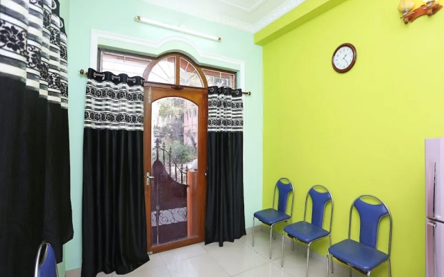OYO 11731 Sterling Guest House