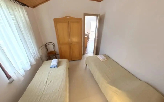 Peaceful Apartment Near Umag