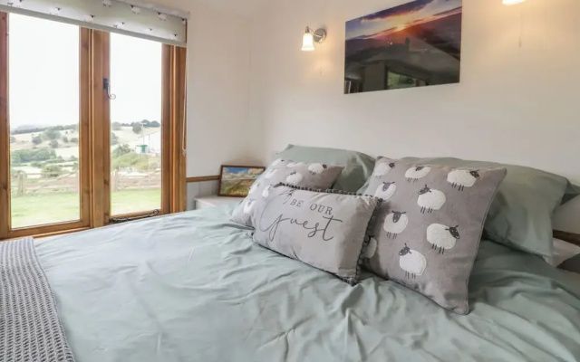 Tan Y Castell Shepherds Hut