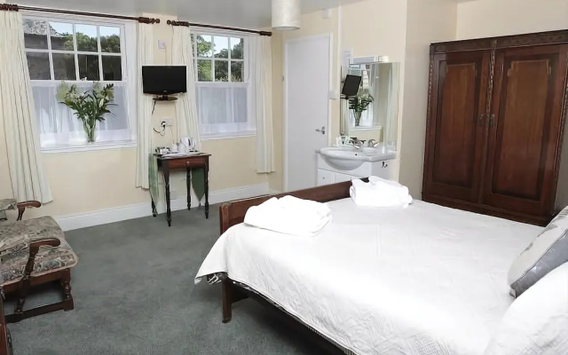 Overstream Guest House