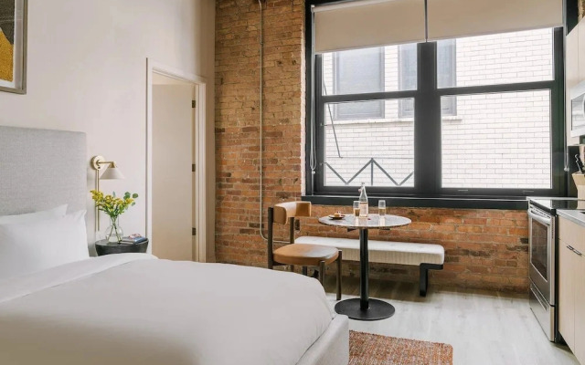 LIVN - West Loop Chicago