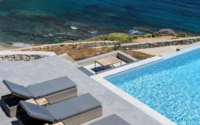 Mykonos Big Blue Villas & Suites At The Seaside