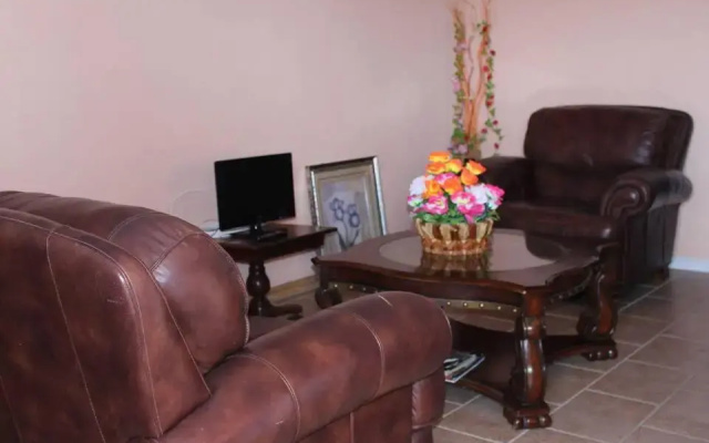 Belle View Apartment Villa- Lilac