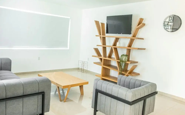 Lyra Vacation Rentals