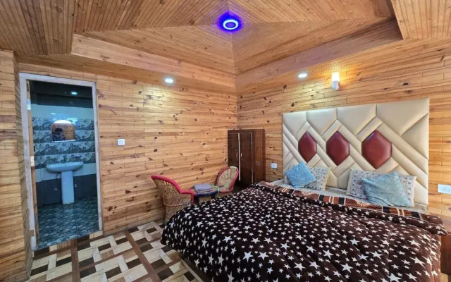 Aakarsh Homestay - Pahadi Food Hub