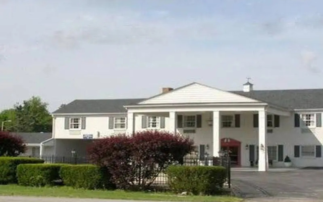 Kentucky Cardinal Inn