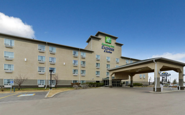 Holiday Inn Express & Suites Edmonton International Airport by IHG
