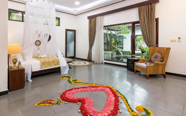 Ubud Raya Villa