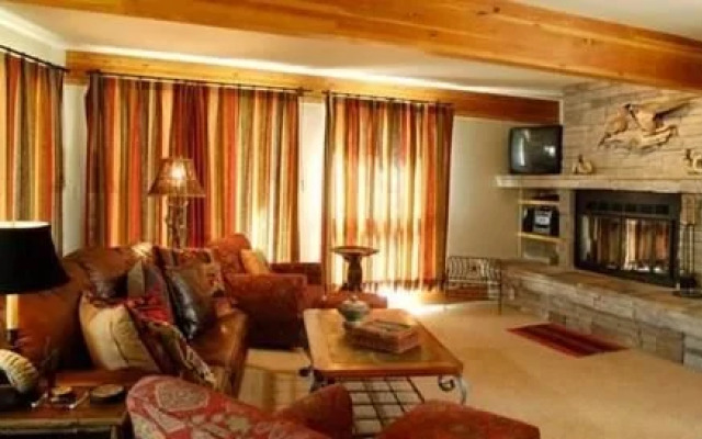 Ridge Condominiums