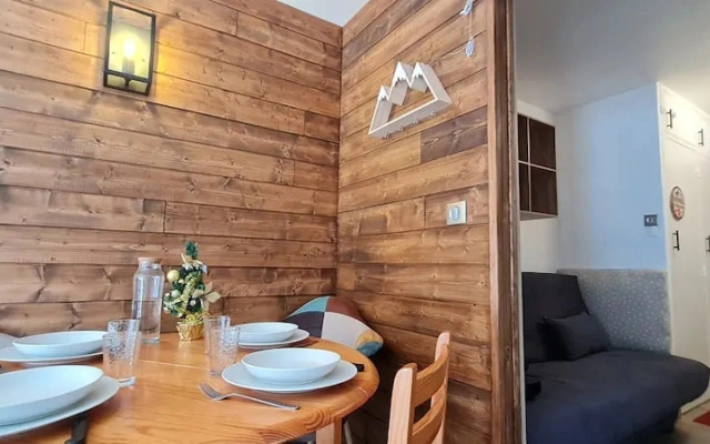 Mountain Home, Balcony & Ski Access