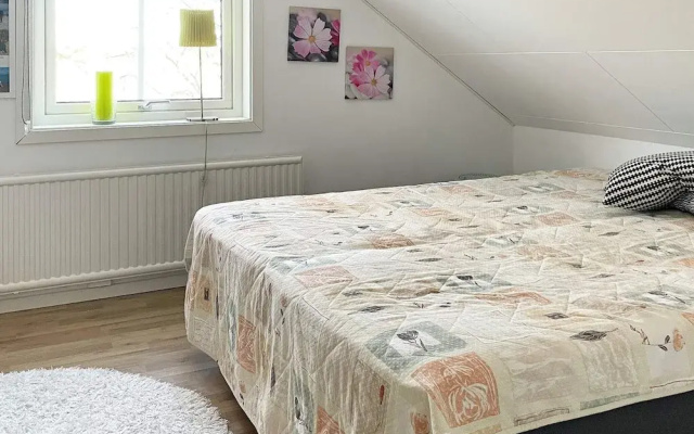 6 Person Holiday Home in Lidkoping-by Traum