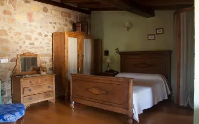 Apartamentos Rurales La Casa Vieja De Silió