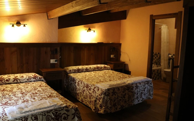 Casa Rural Vallecasar