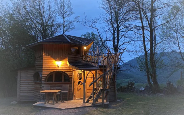Les Cabanes De Pyrene