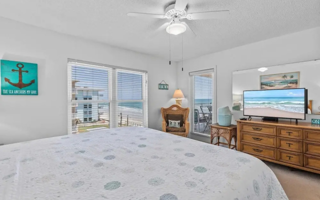 Sea Coast Condominium 418