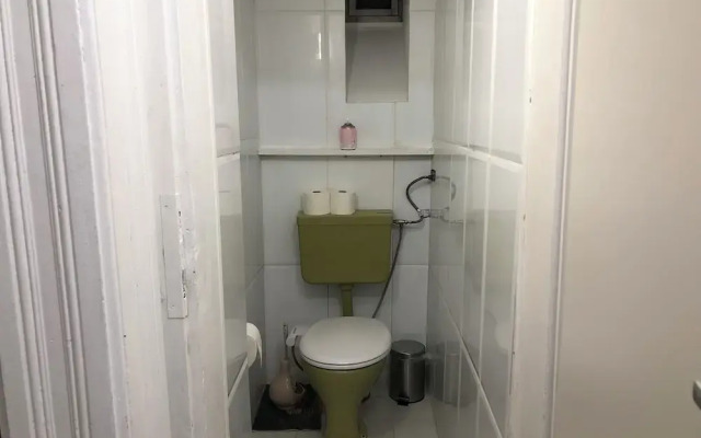 Modern 2BR Apartment Near Danube