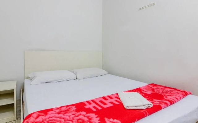 Dragon Hotel
