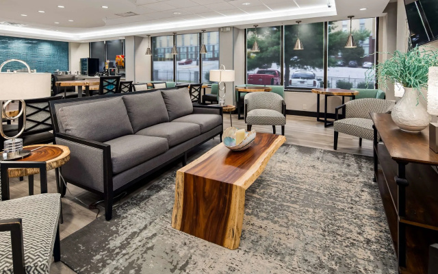 Best Western Plus Greenville I-385 Inn & Suites