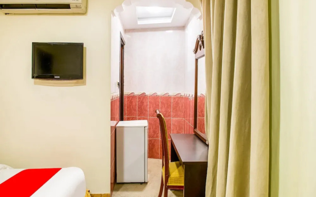 OYO 525 Rose Plaza1