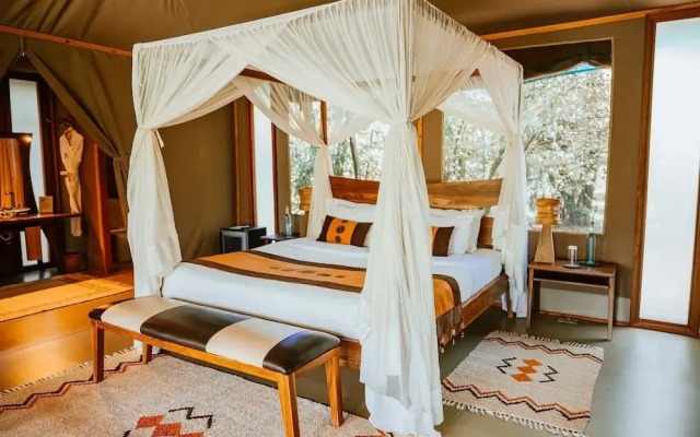 Soroi Luxury Migration Camp