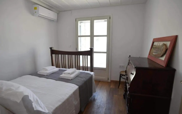 Zoe apartment