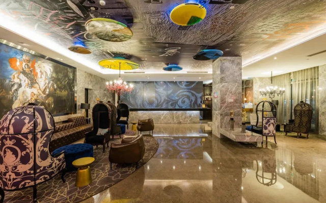 Yangzhou Slender West Lake Vientiane Hui Atour X Hotel