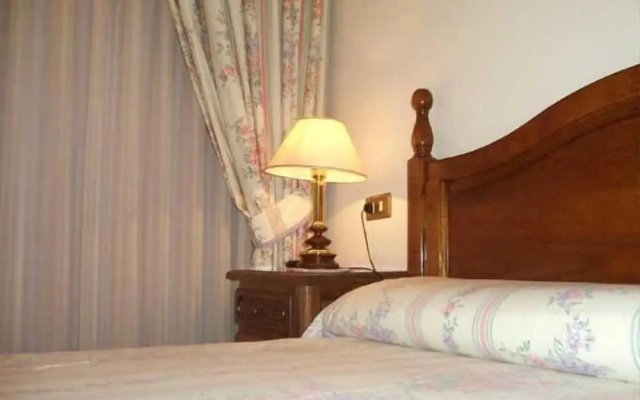 Hostal las Coronas