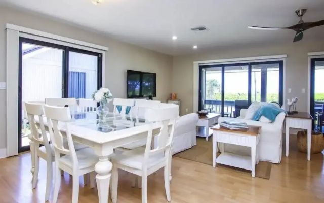 South Seas Beach House 22