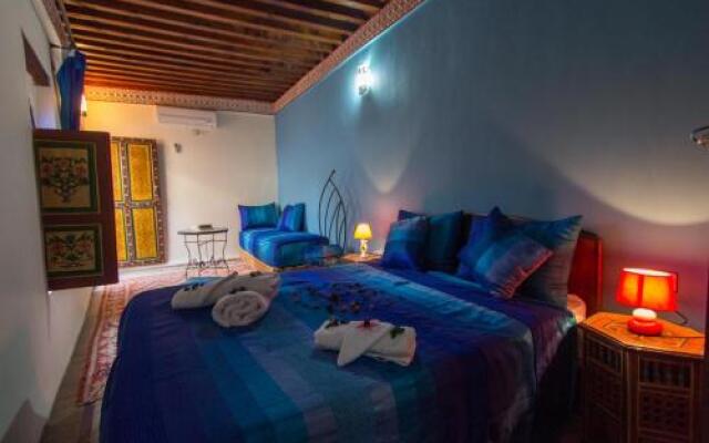 Отель Casa Aya Medina Марокко, Фес - отзывы, цены и фото номеров - забронировать отель Casa Aya Medina онлайн вид на фасад