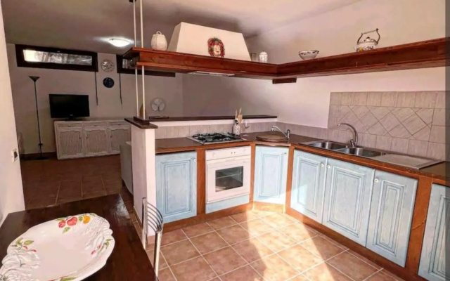 Pretty little house with independent entrance-Casa Marina