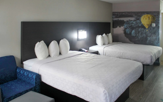 Clarion Pointe Statesville