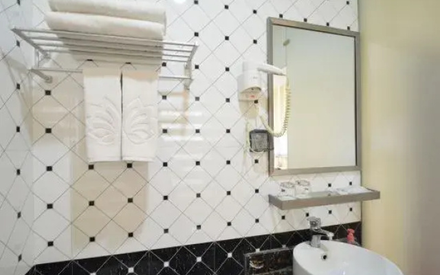 Qingchun Zhu Fashion Hotel