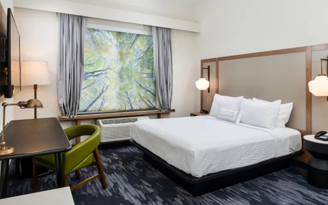 Fairfield Inn & Suites Staunton