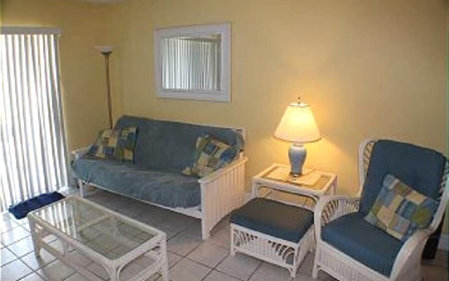 Four Winds I10All Condo