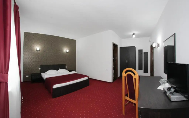 Hotel Rebis International
