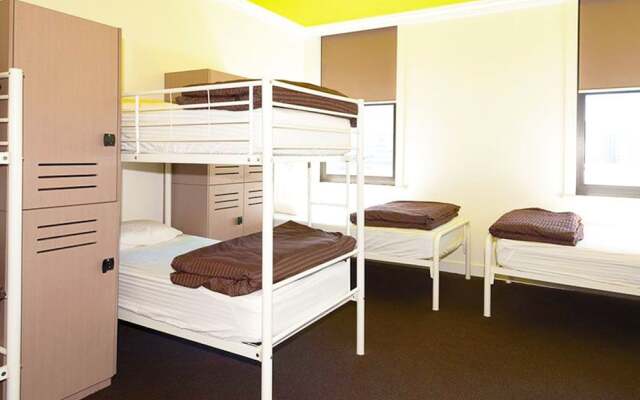 Backpackers Negombo Hostel by City Hub комната для гостей