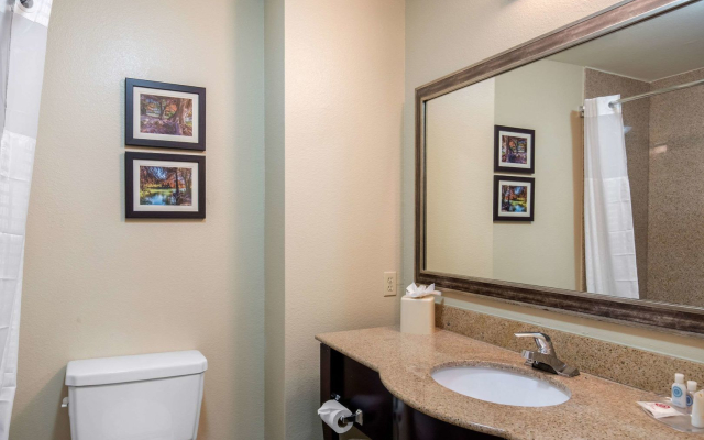 Comfort Inn & Suites Cedar Hill Duncanville